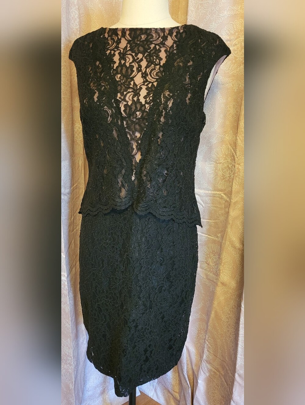 Lauren Ralph Lauren Vintage Black Lace Cap-Sleeve Sheath Dress 8 NWT